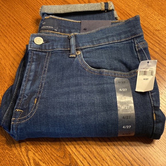 GAP Denim - NWT - Gap Midrise Girlfriend Jeans NWT 4/27